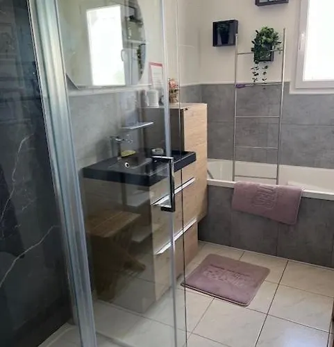 Location Proximite Du Circuit 24 H Pansiyon *